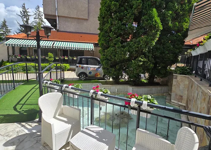 тото шанс Hotel